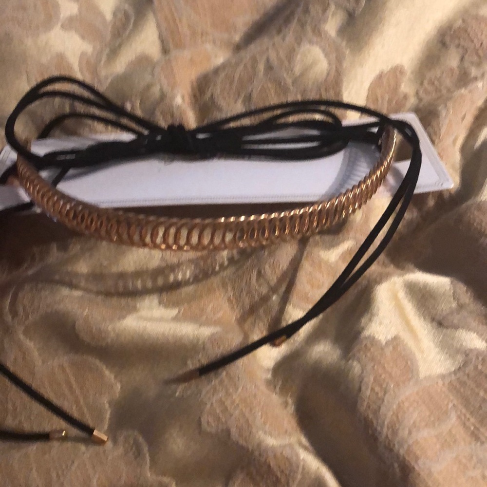 Choker - Picture 2 of 2
